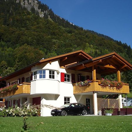 Haus Telisia Apartment Klosterle am Arlberg ภายนอก รูปภาพ