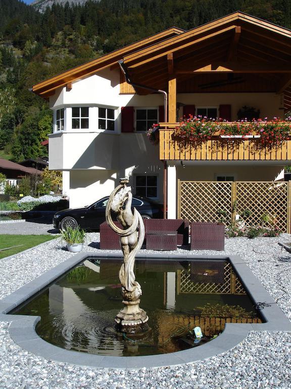 Haus Telisia Apartment Klosterle am Arlberg ภายนอก รูปภาพ