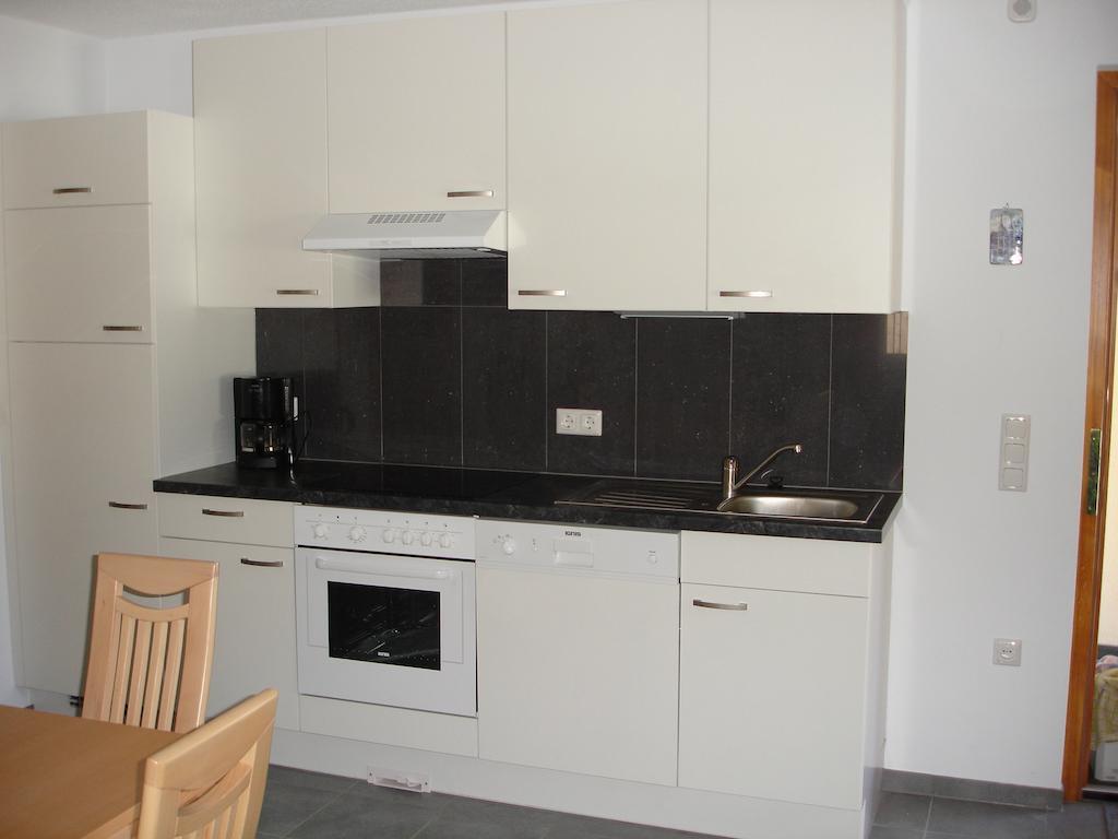Haus Telisia Apartment Klosterle am Arlberg ห้อง รูปภาพ